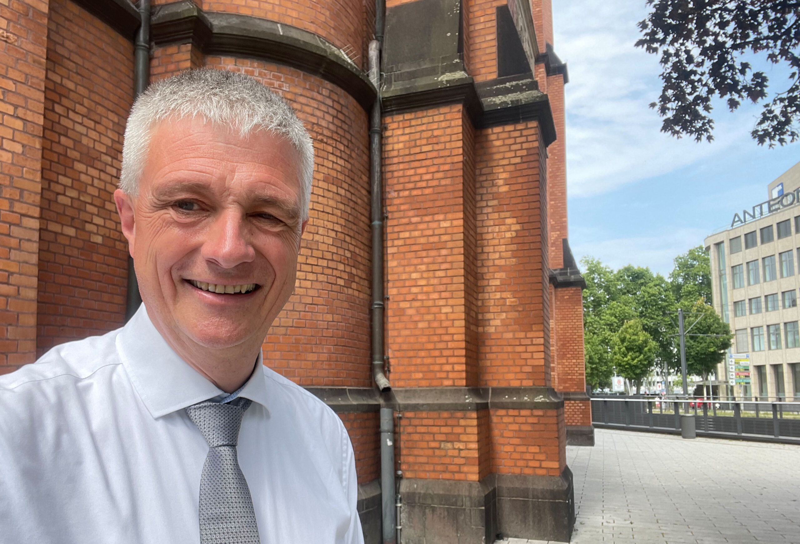 Dr. Gert Ulrich Brinkmann ist neuer Pfarrer der evangelischen Johanneskirche - Stadtkirche in Düsseldorf. Foto: evdus